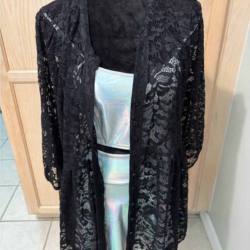 Elegant Black Lace long layering top button up